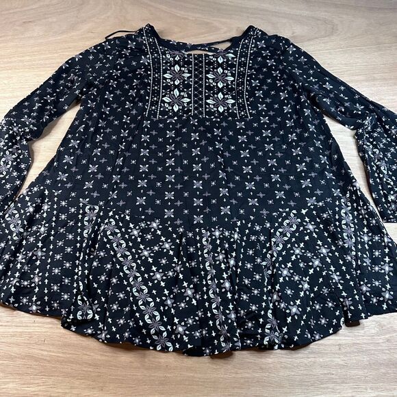 Style & Co Woman 1X Black Floral Boho Tunic Top Long Sleeve Back Keyhole - Picture 1 of 4